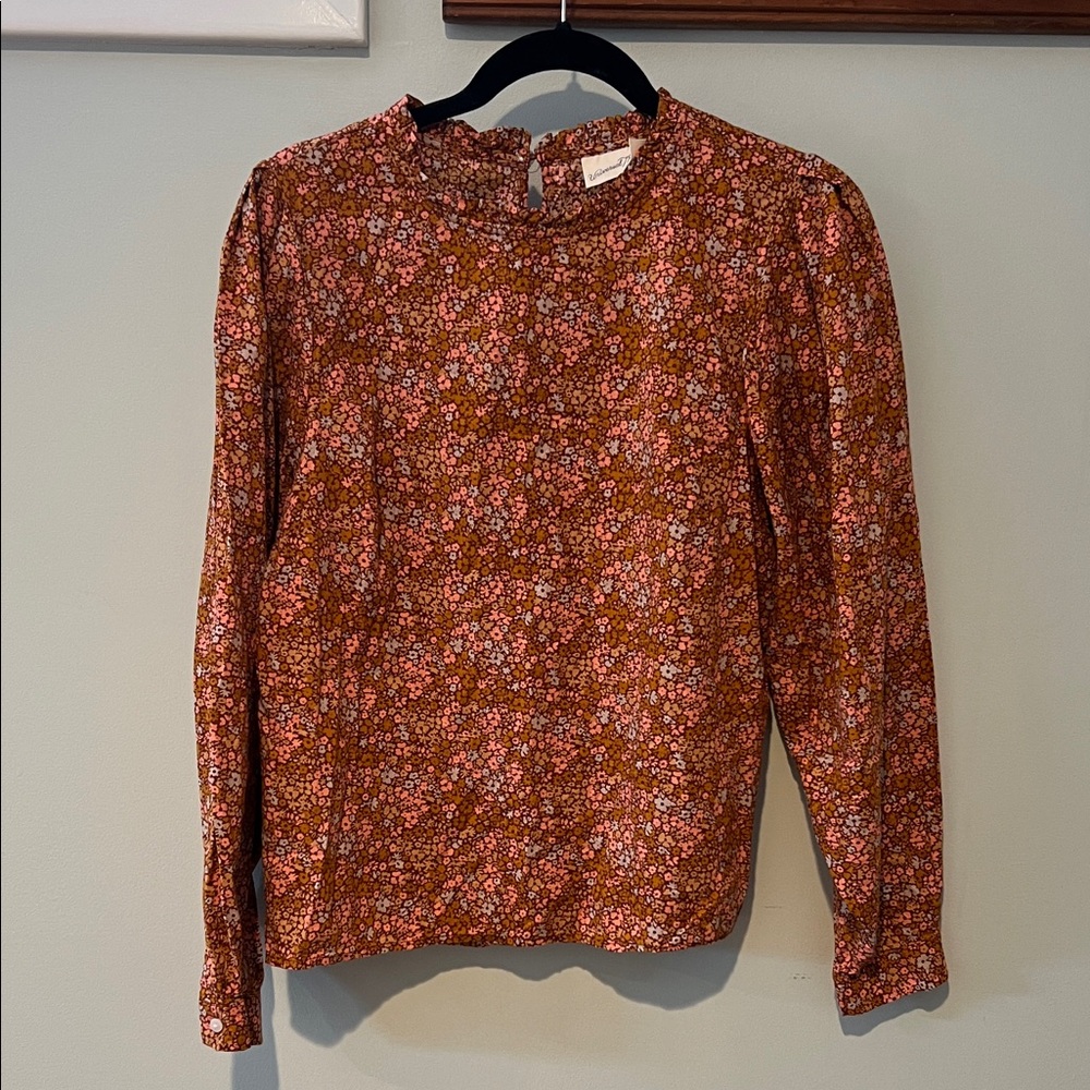 Universal Thread Floral Blouse in Red and Pink